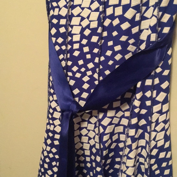 Blue and white Midi Dress - Picture 3 of 3